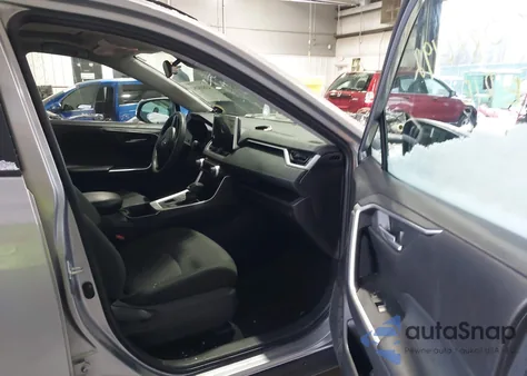 2024 Toyota Rav4 Xle из США, поврежденный, VIN 2T3P1RFV5RC485443